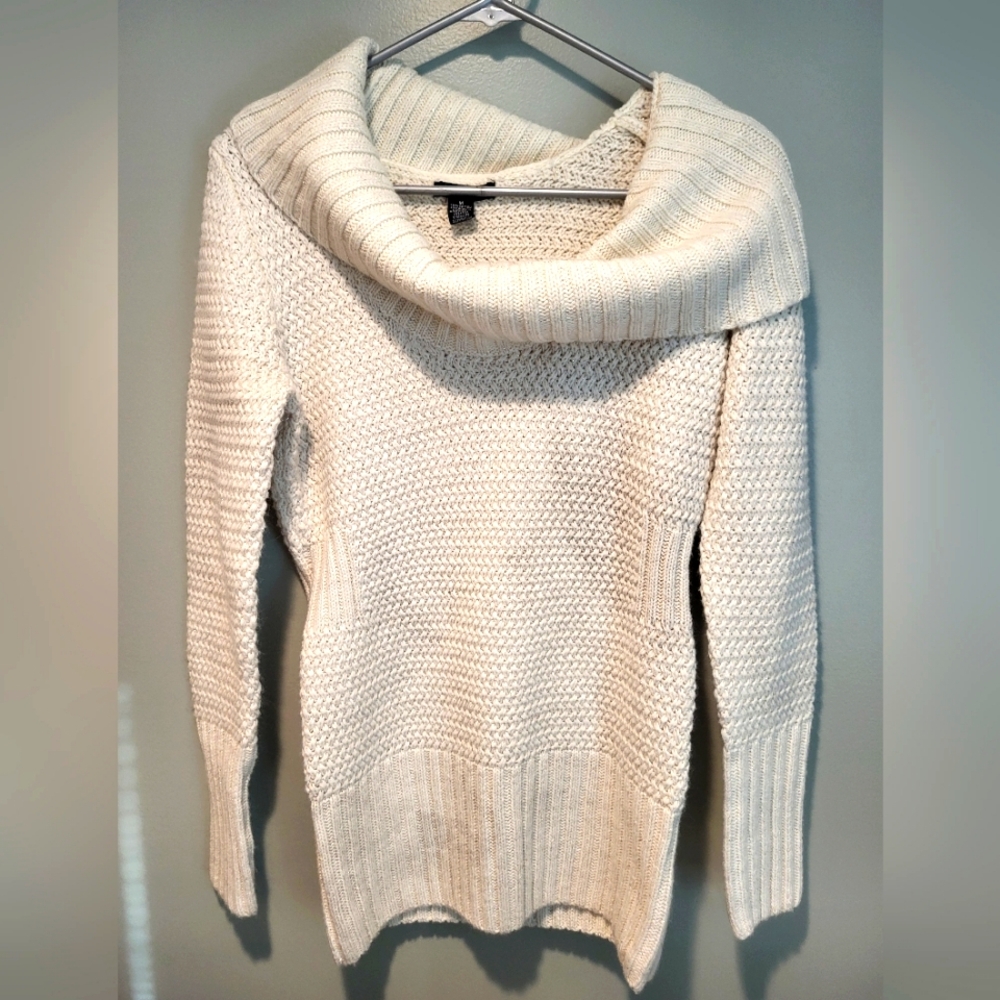 Woman's Selection Sweater